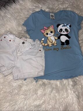 Levi's White Rolled-Hem Denim Shorts set